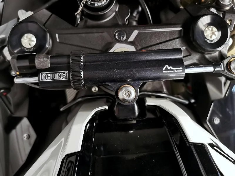 ZX10R
