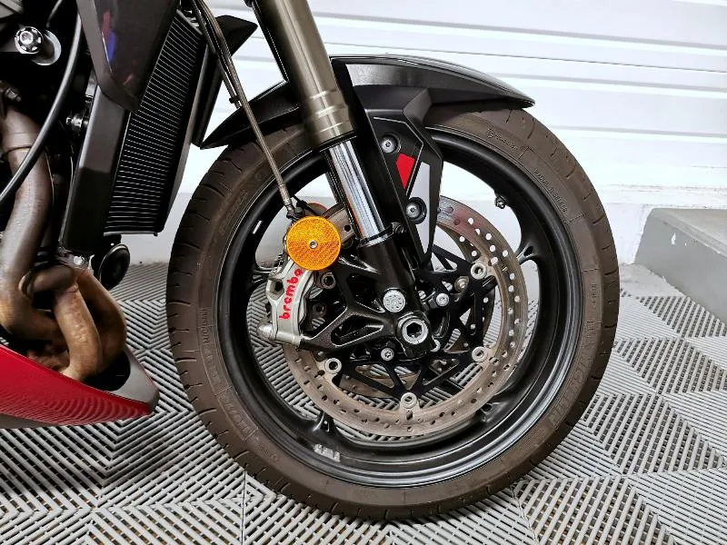 STREET TRIPLE 765 RS