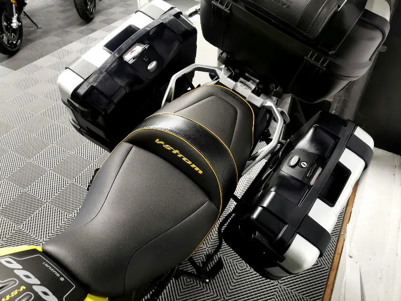 DL VSTROM 1000