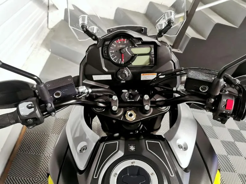 DL VSTROM 1000