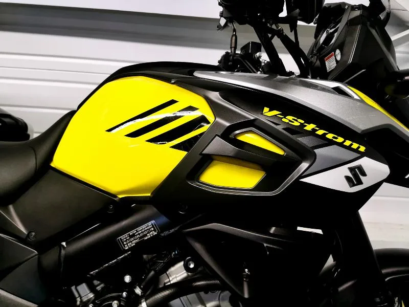DL VSTROM 1000