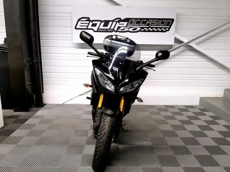 FZ8 S ABS