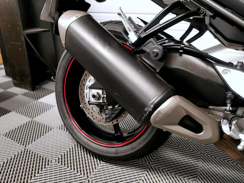 FZ8 S ABS