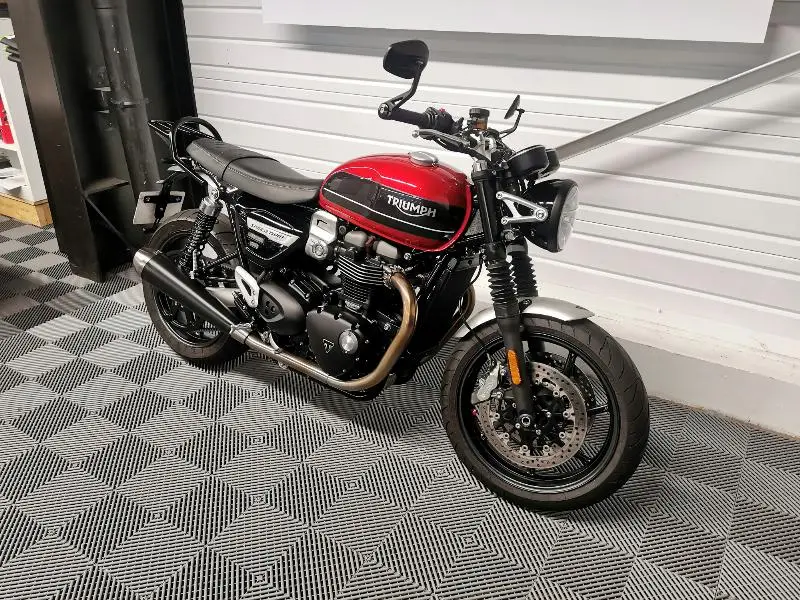 SPEED TWIN 1200