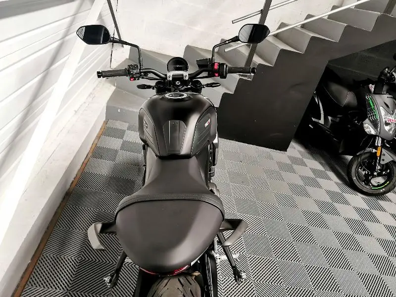 TRIDENT 660