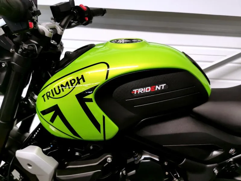 TRIDENT 660