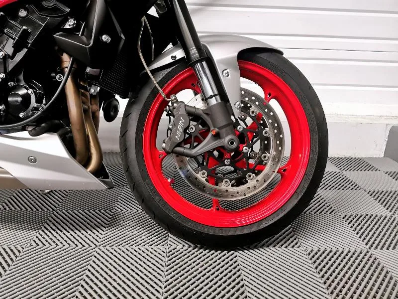 STREET TRIPLE 675 RX