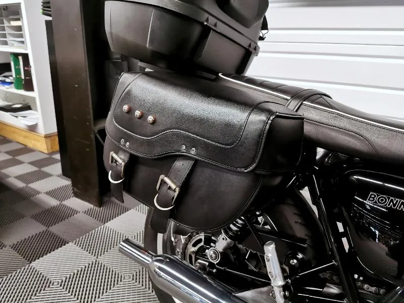 BONNEVILLE T120