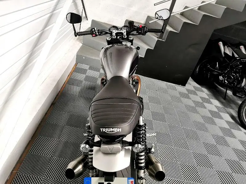 SPEED TWIN 1200