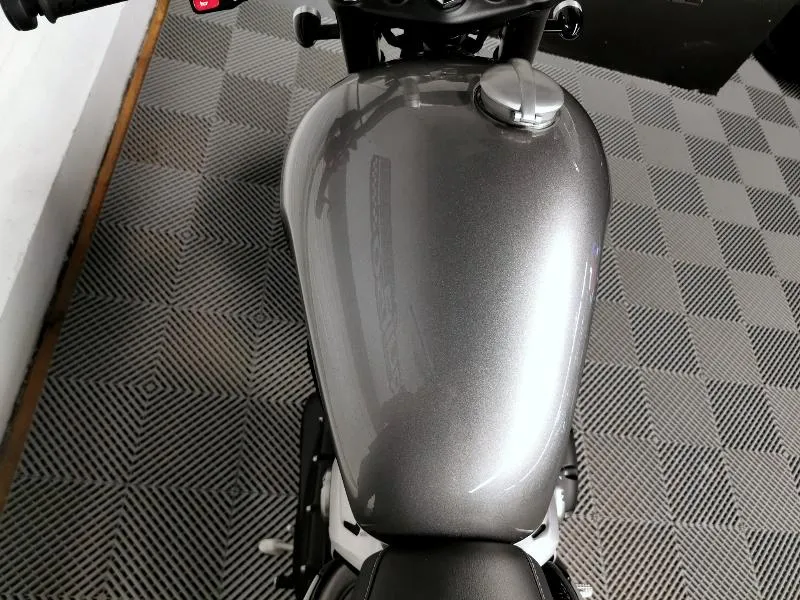 SPEED TWIN 1200