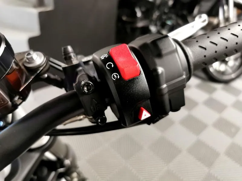 SPEED TWIN 1200