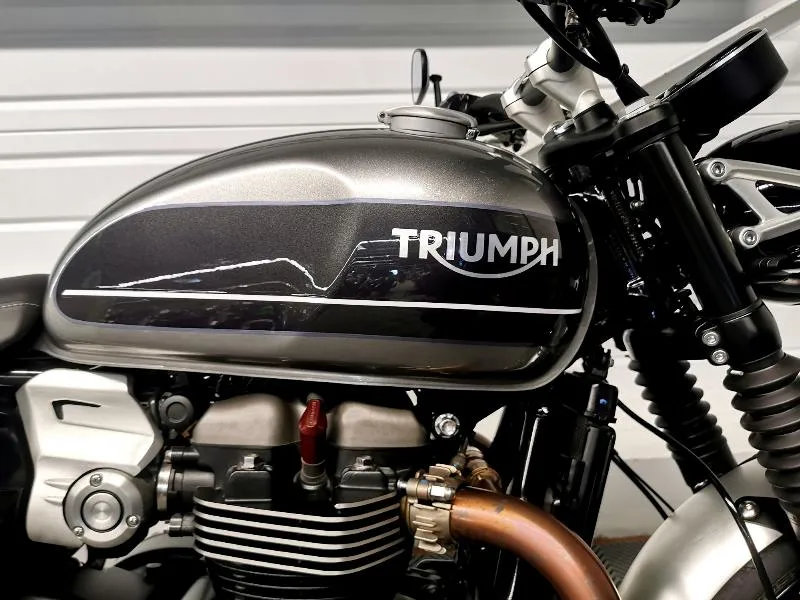 SPEED TWIN 1200