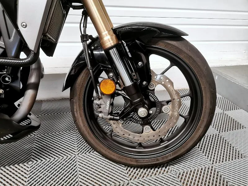 CB300R