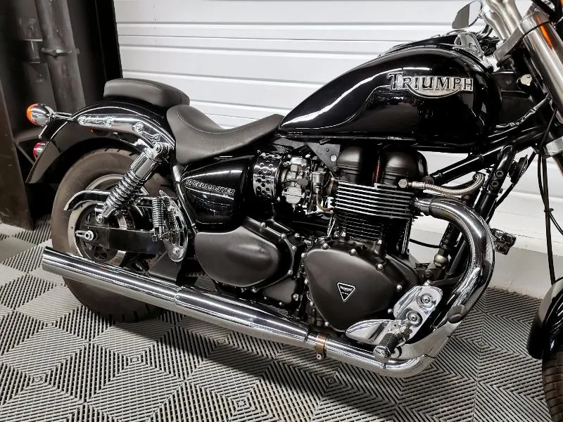 bonneville speedmaster 865