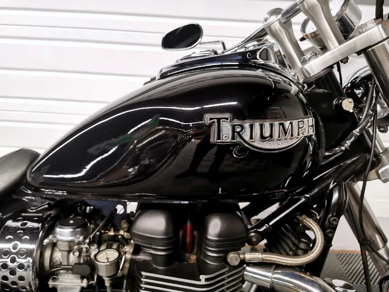 bonneville speedmaster 865
