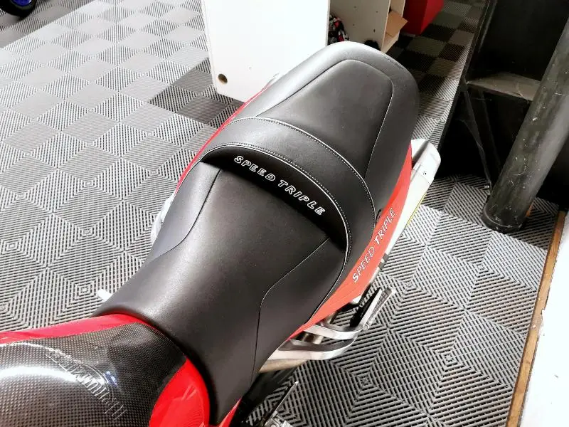 SPEED TRIPLE 1050