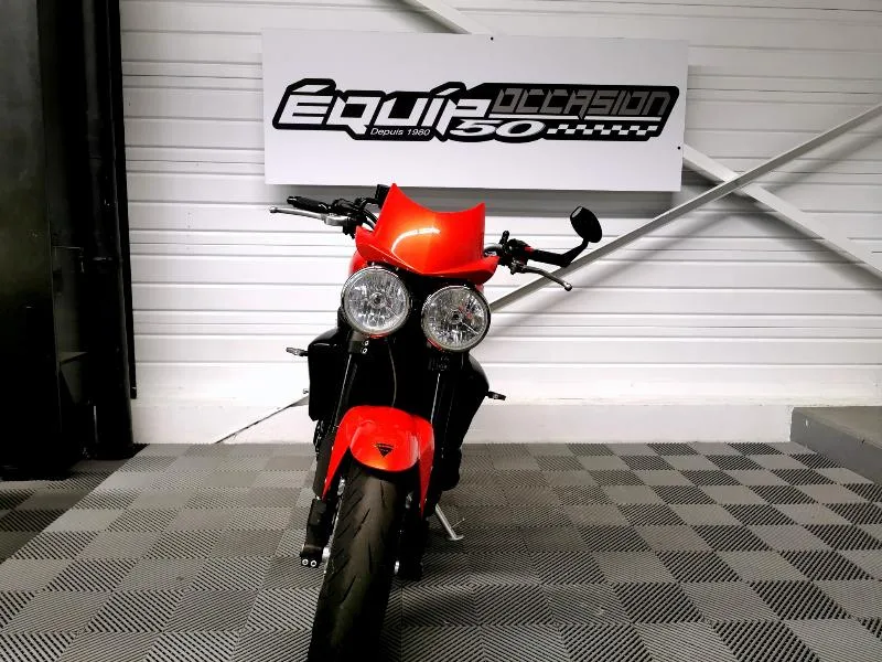 SPEED TRIPLE 1050
