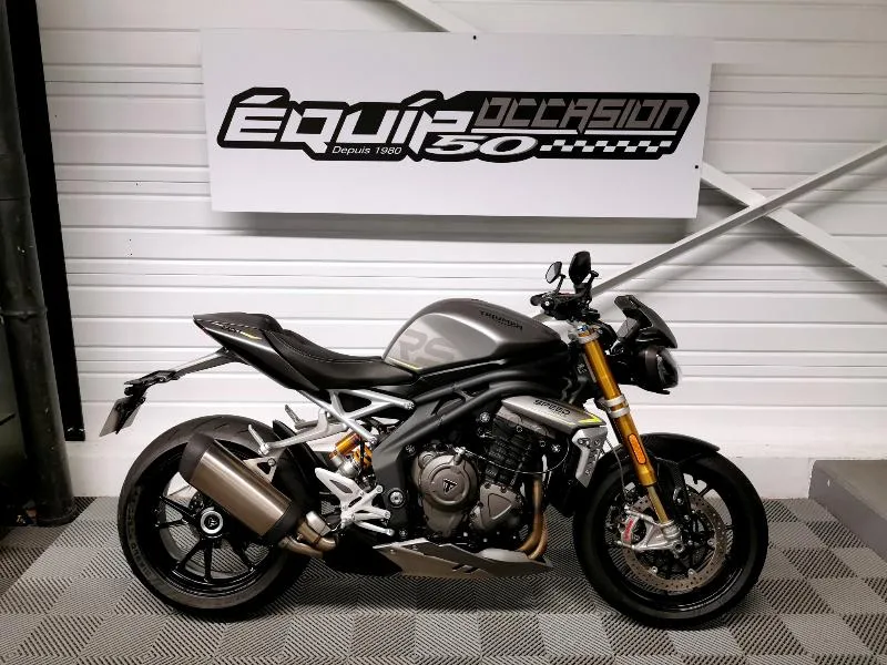 SPEED TRIPLE 1200 RS
