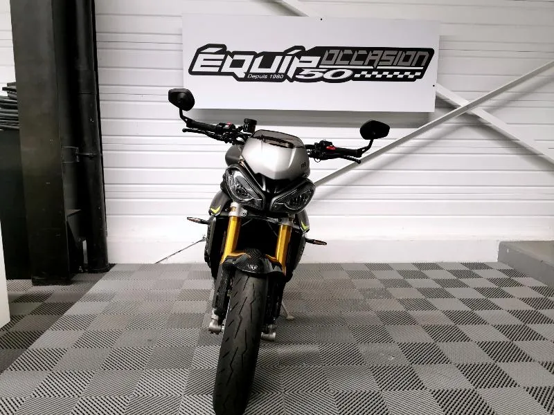 SPEED TRIPLE 1200 RS