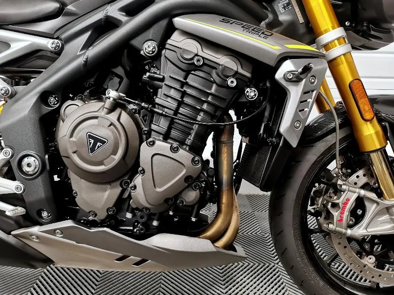 SPEED TRIPLE 1200 RS
