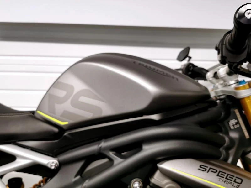 SPEED TRIPLE 1200 RS
