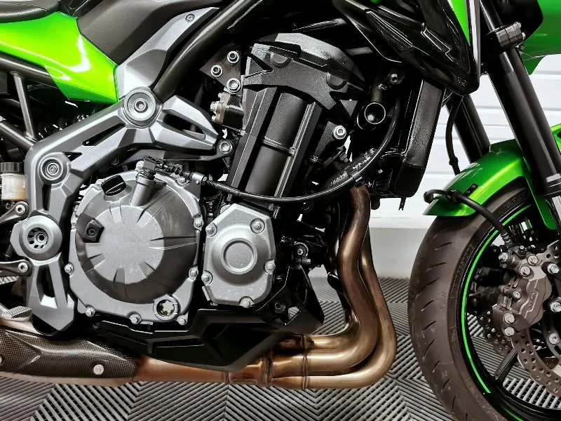 Z 900