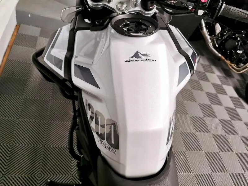 TIGER 1200 ALPINE EDITION