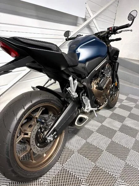 CB 650 R eClutch