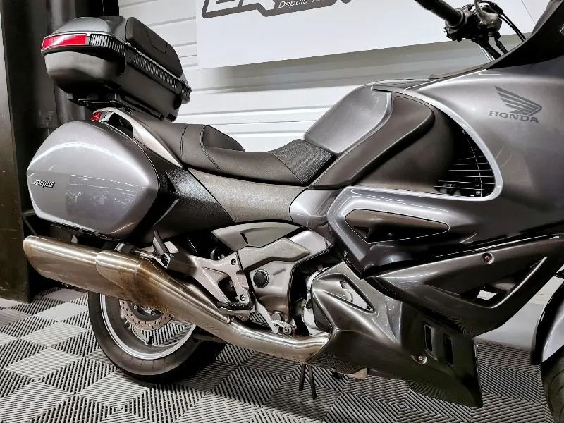NT DEAUVILLE 700 ABS