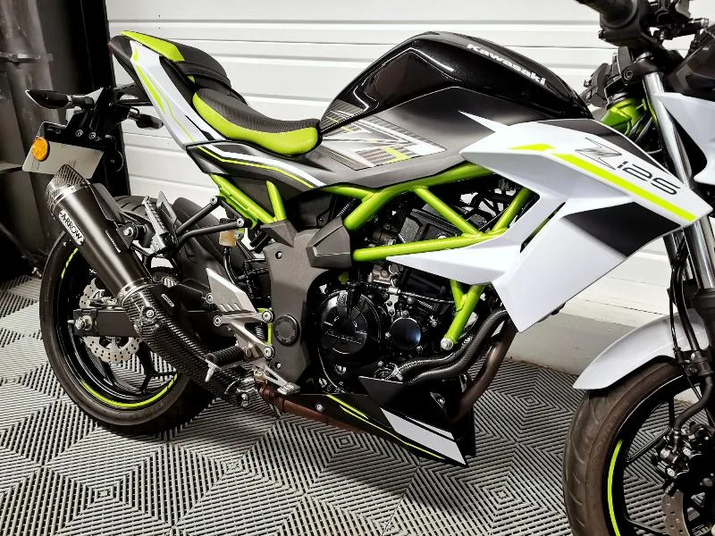 Z125