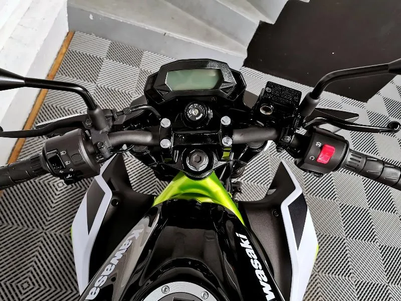 Z125
