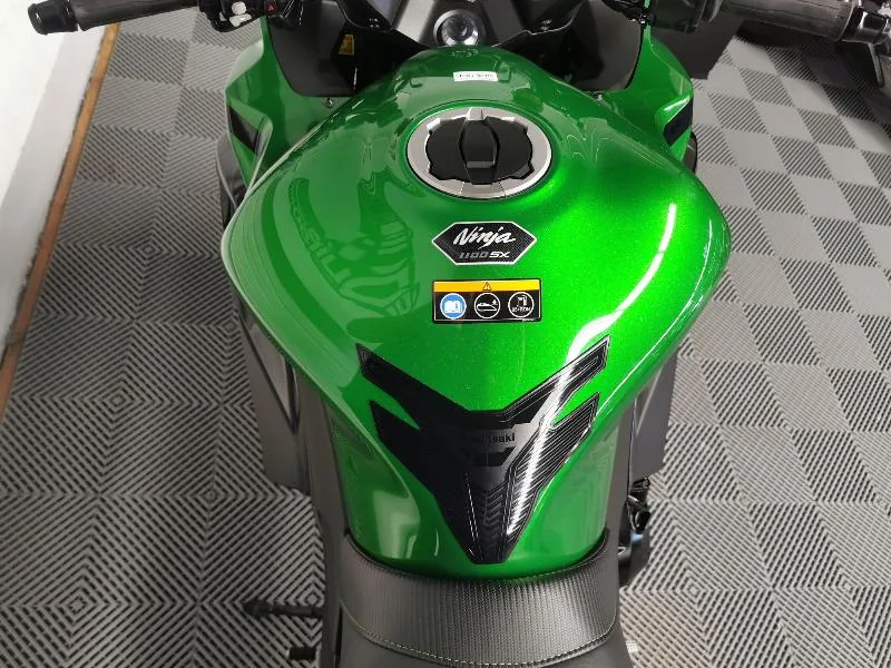 NINJA 1100 SX
