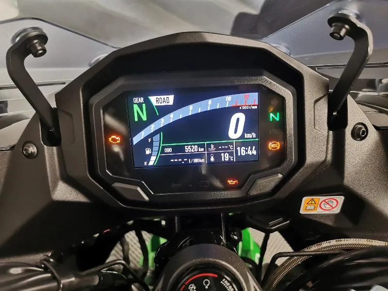 NINJA 1100 SX