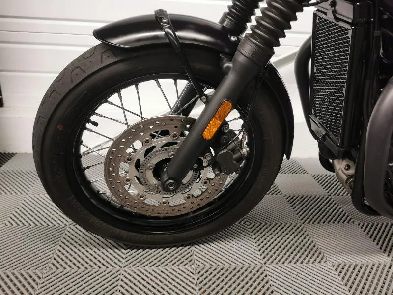 Bonneville T100