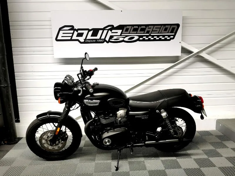 Bonneville T100