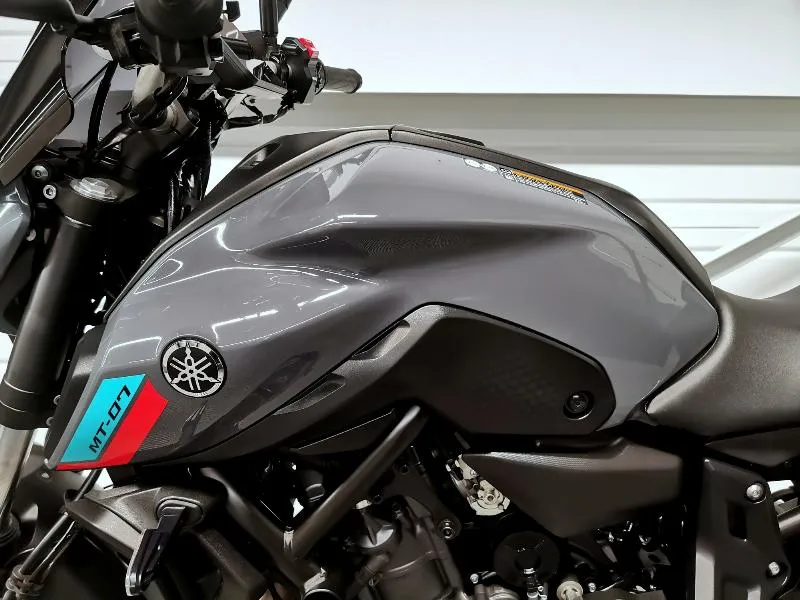 MT07