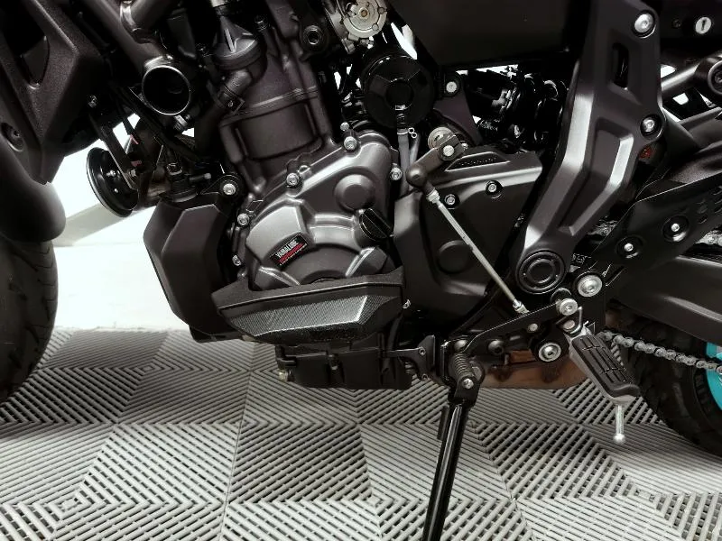 MT07