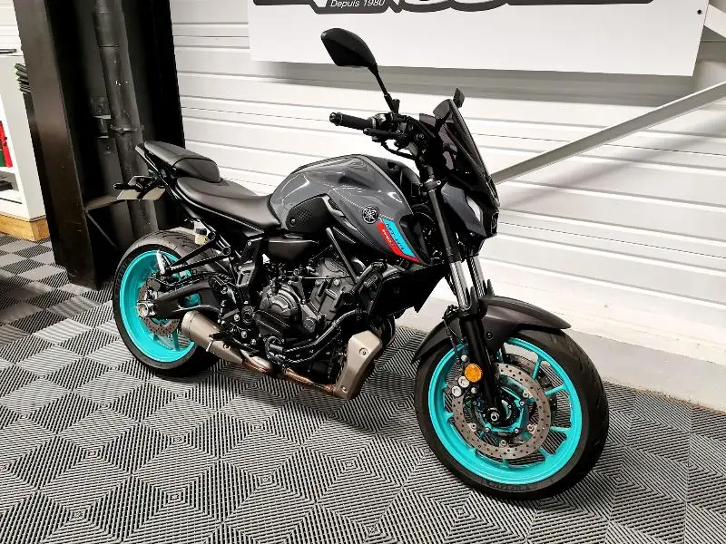 MT07