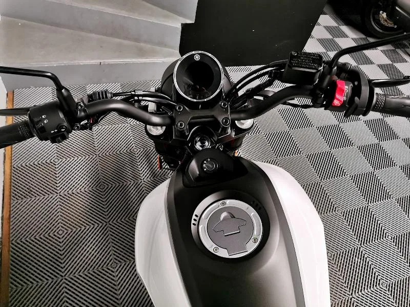 XSR 125