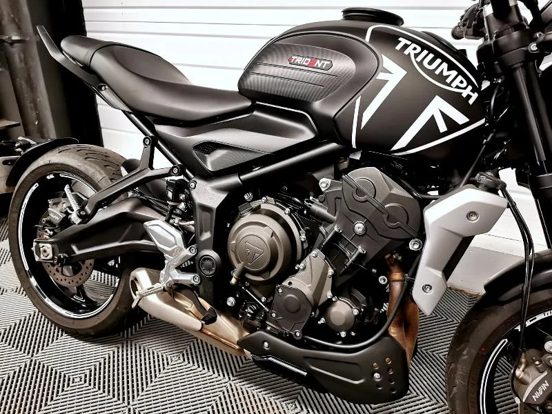 TRIDENT 660