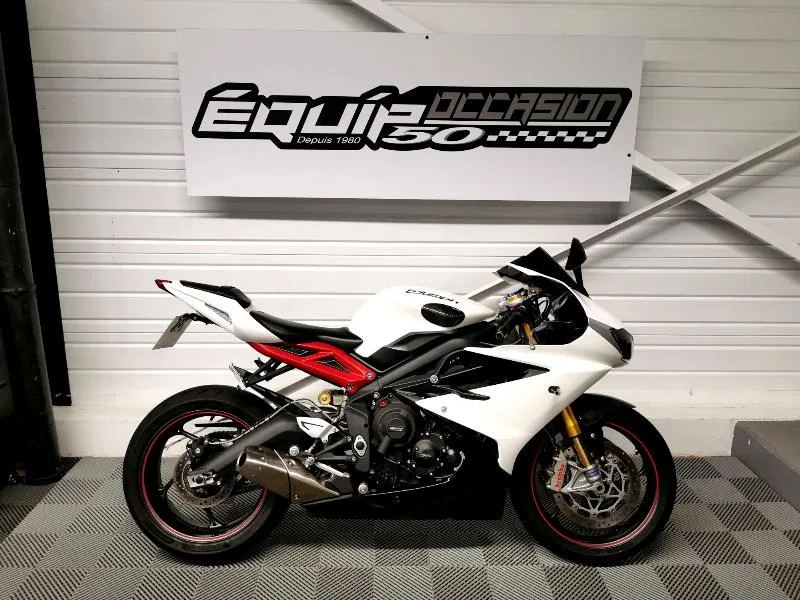 DAYTONA  675 R
