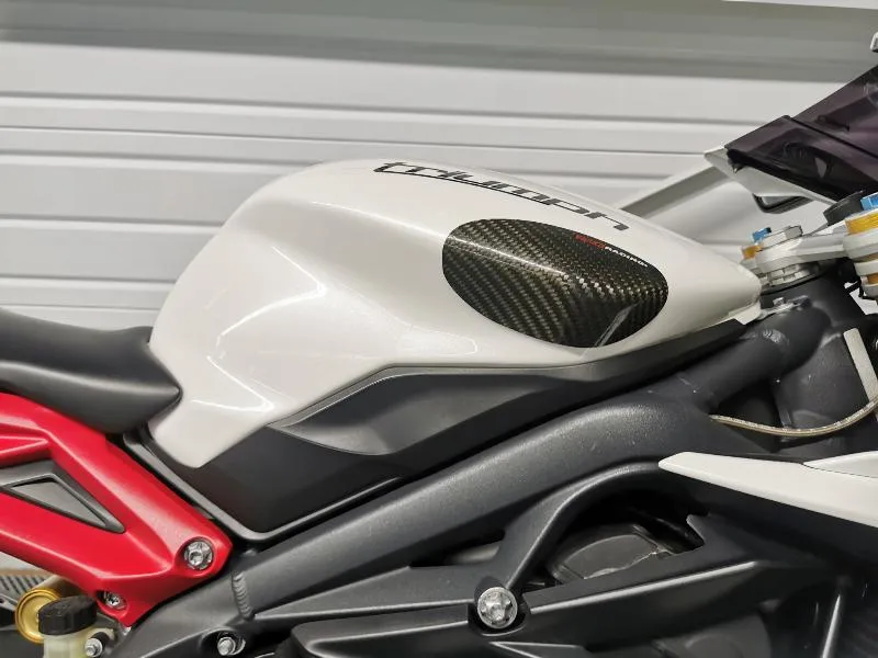 DAYTONA  675 R