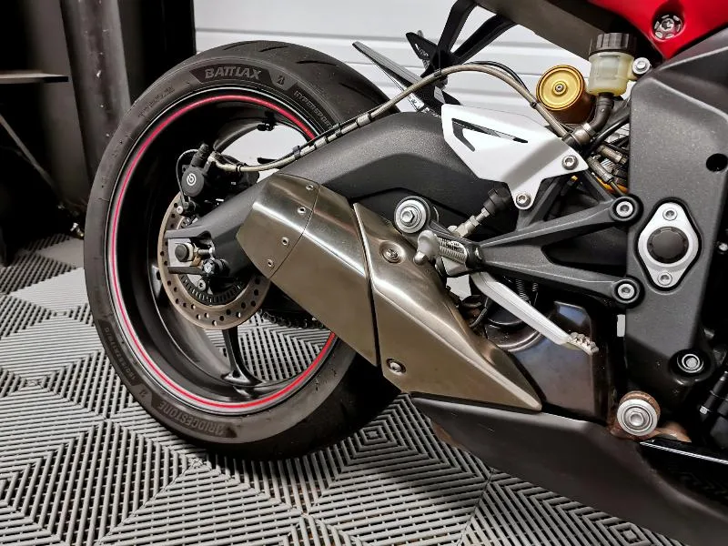 DAYTONA  675 R