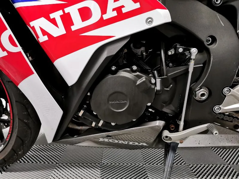 CBR 1000 RR FIREBLADE  HRC