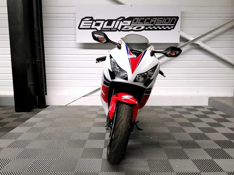 CBR 1000 RR FIREBLADE  HRC