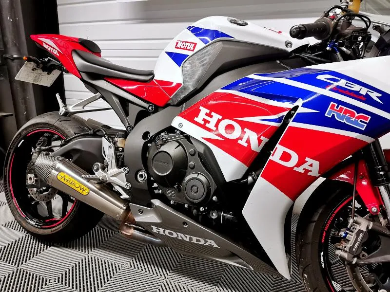 CBR 1000 RR FIREBLADE  HRC