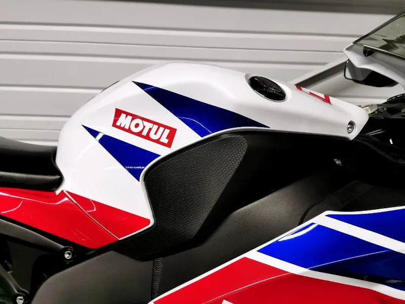 CBR 1000 RR FIREBLADE  HRC