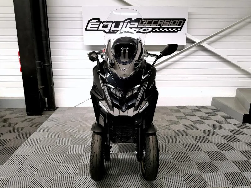 CV3 550
