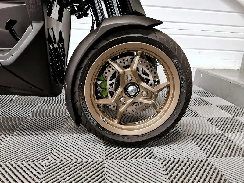CV3 550