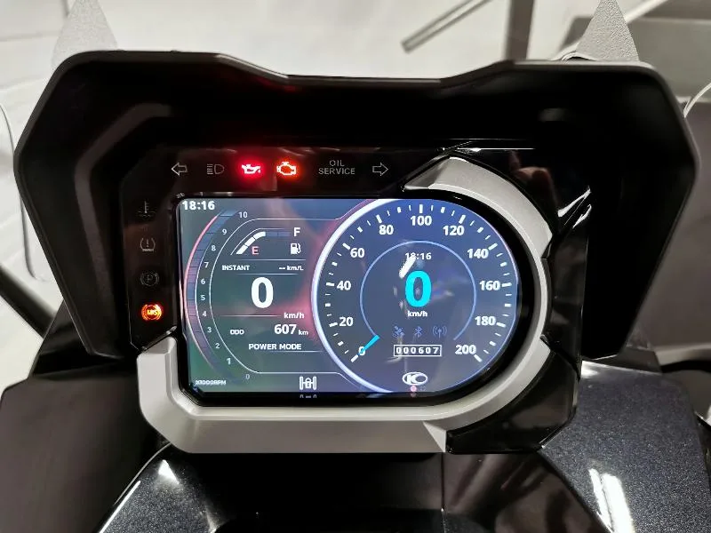 CV3 550